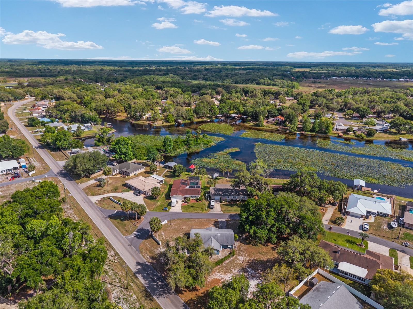 9317 E CRESCENT DR, INVERNESS, FL, 34450