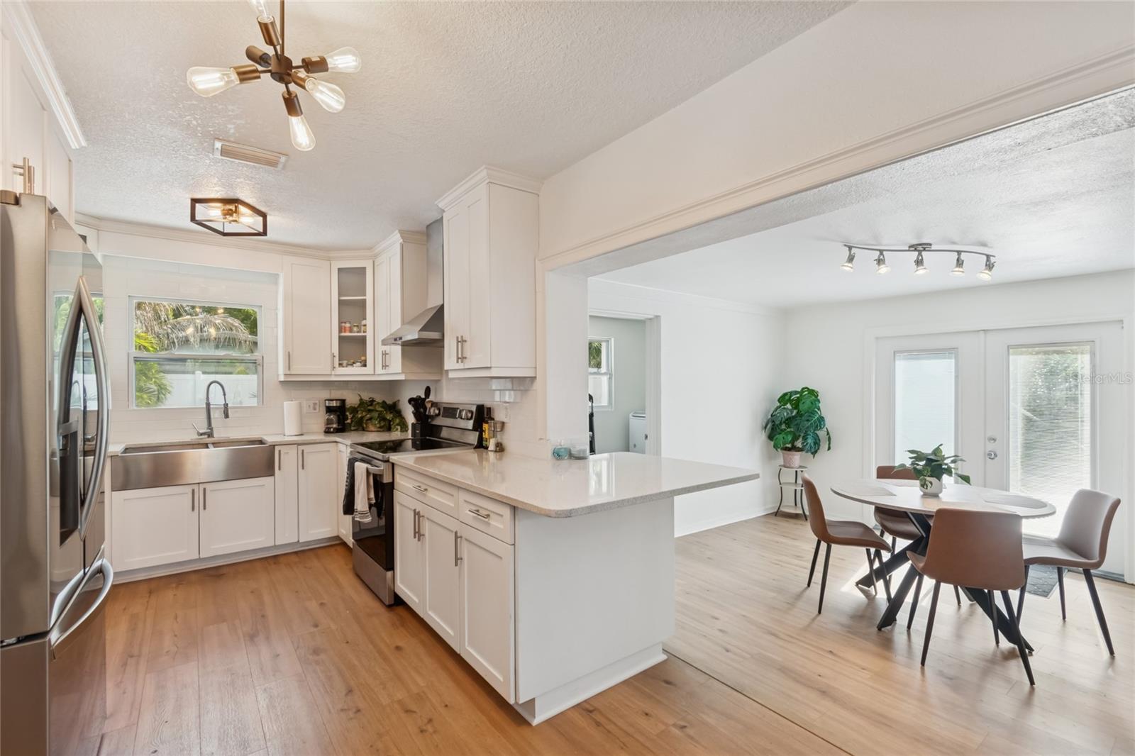 7631 18TH WAY N, ST PETERSBURG, FL, 33702