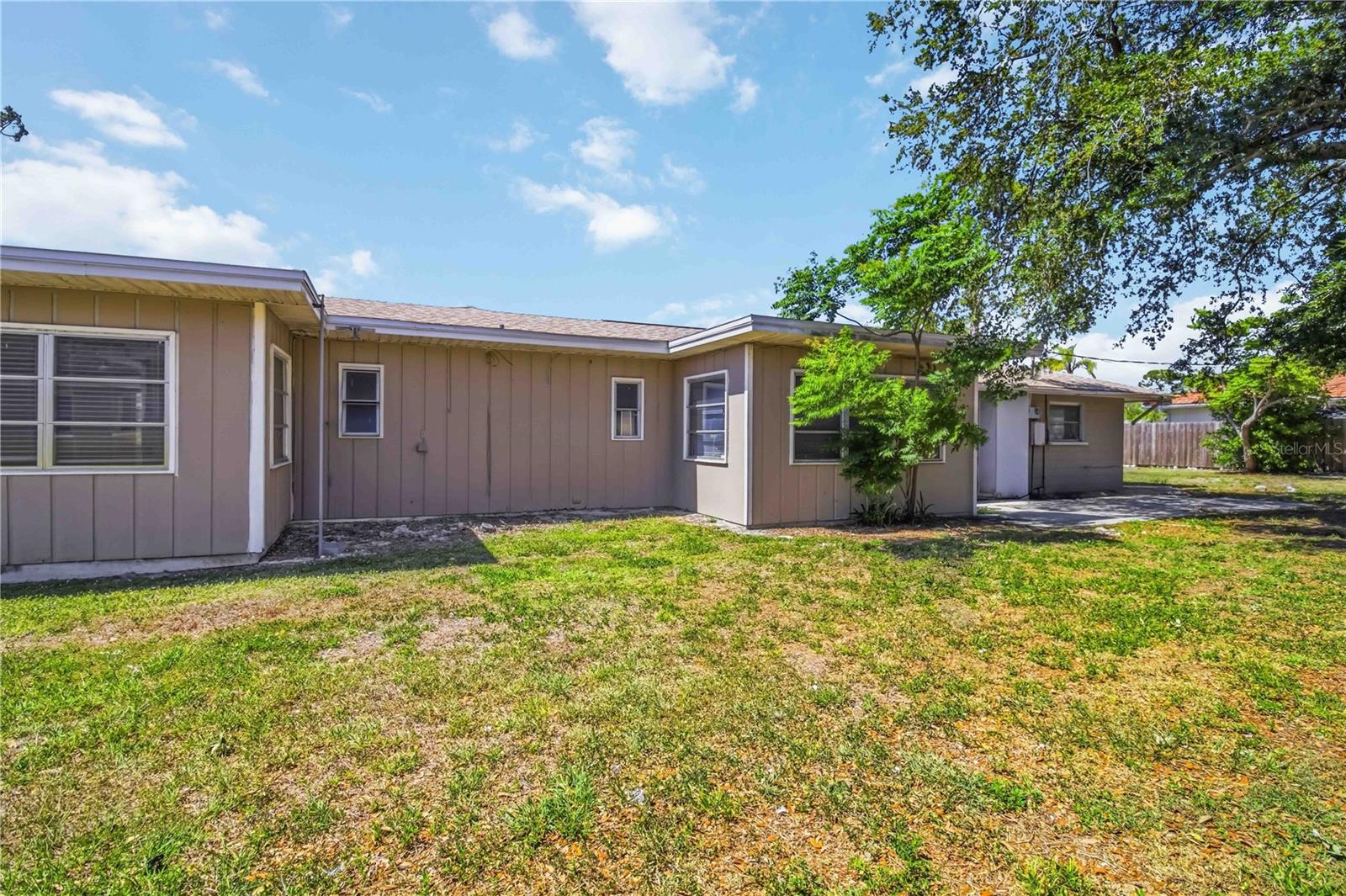 308 LANTANA, SARASOTA, FL, 34243