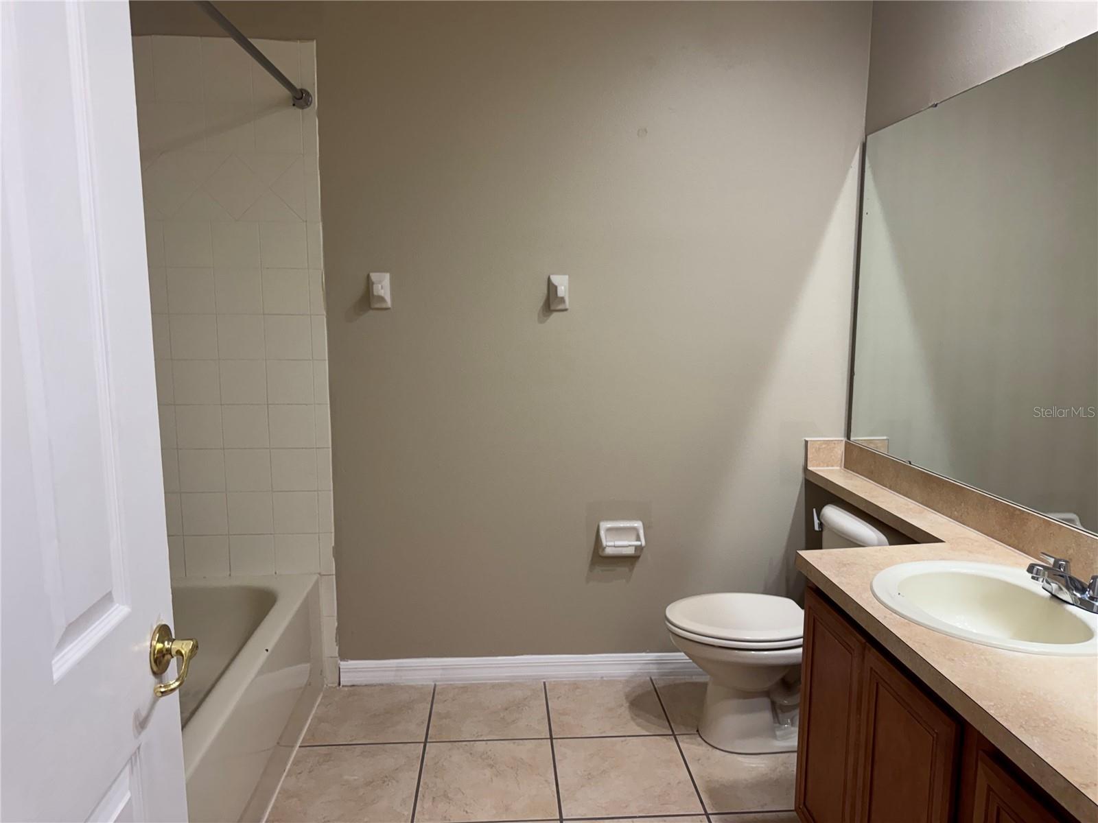 2437 CHATHAM PLACE DR, ORLANDO, FL, 32824