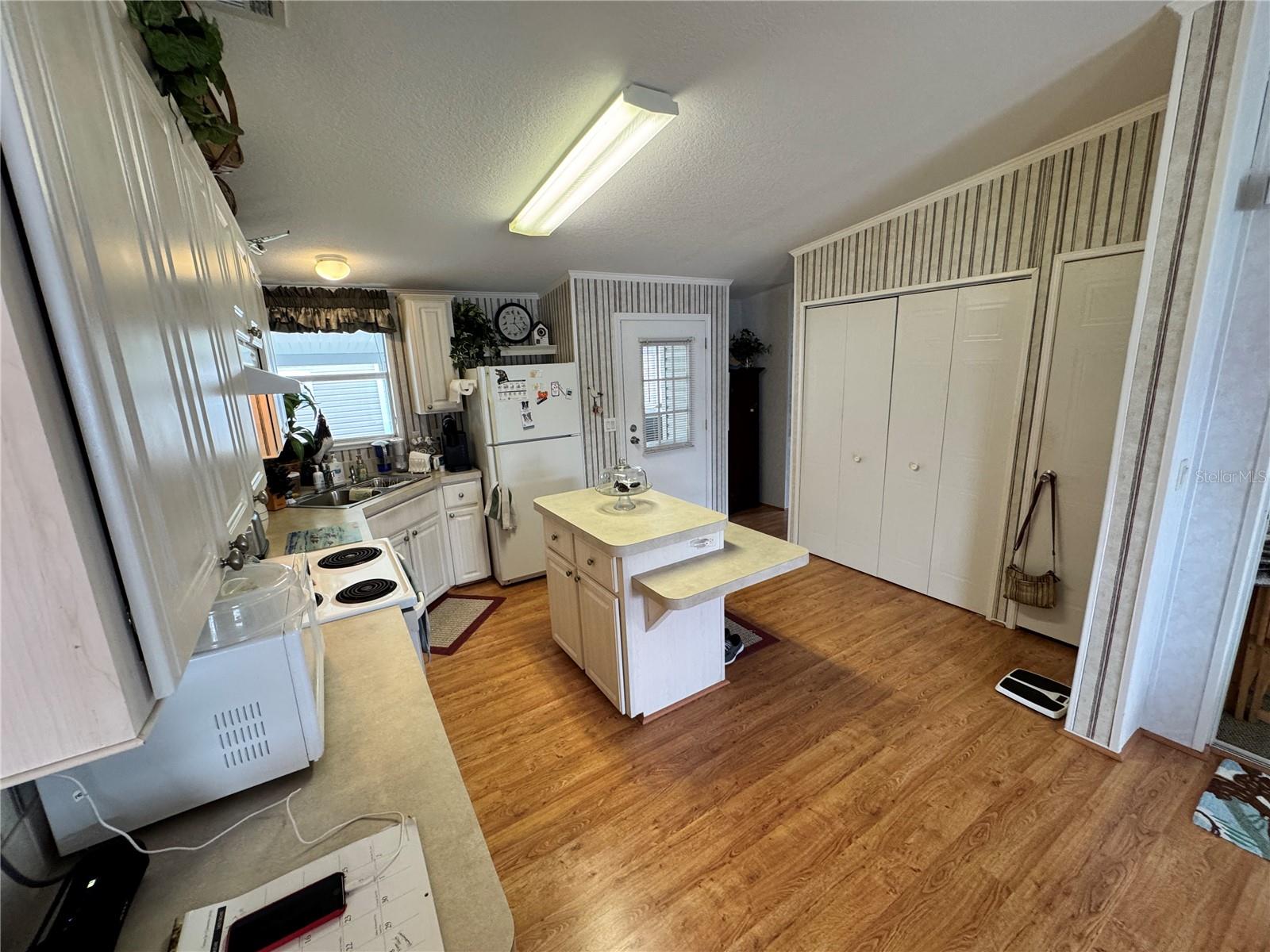 346 ANDROS DR, SARASOTA, FL, 34233