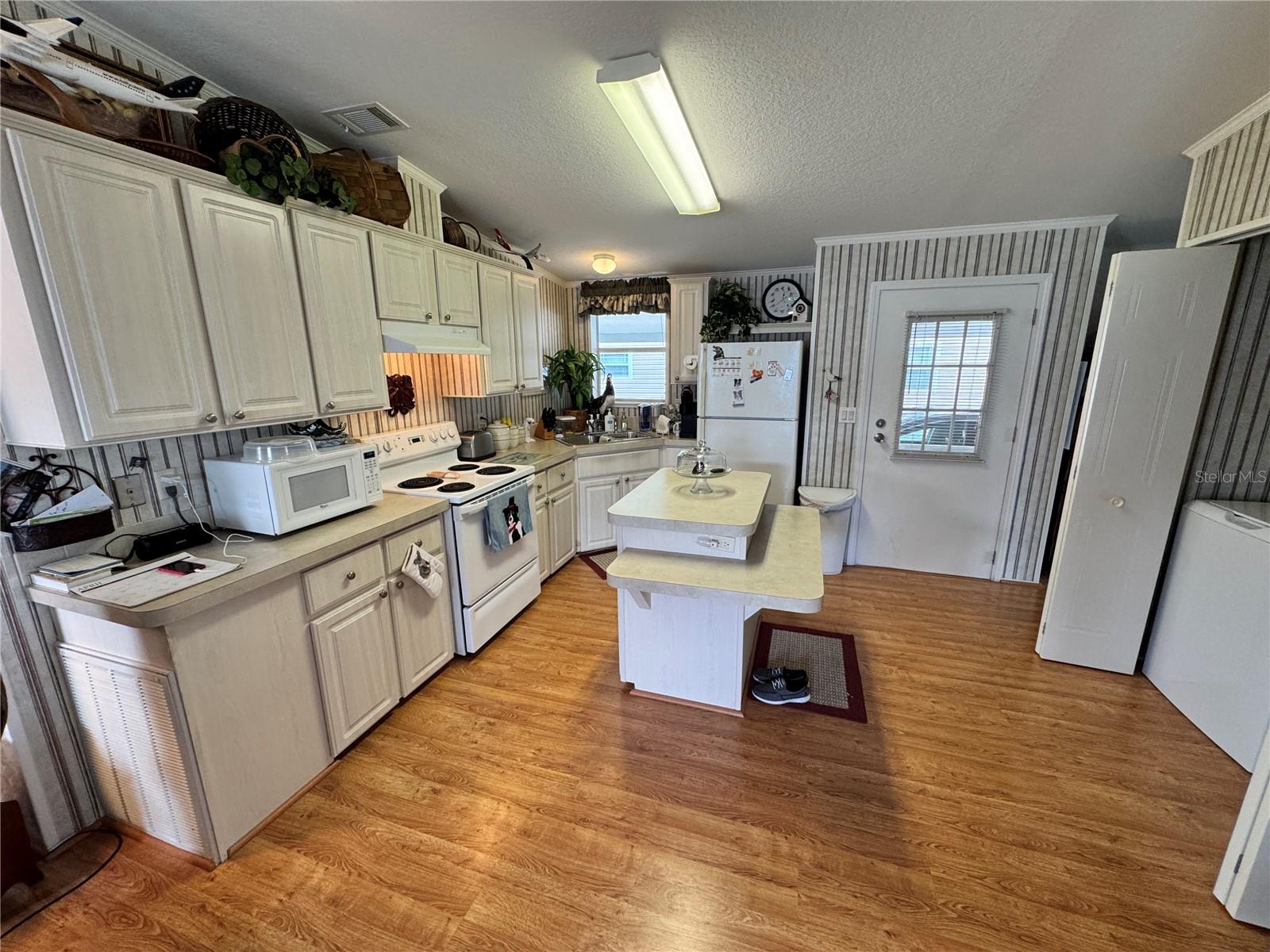 346 ANDROS DR, SARASOTA, FL, 34233