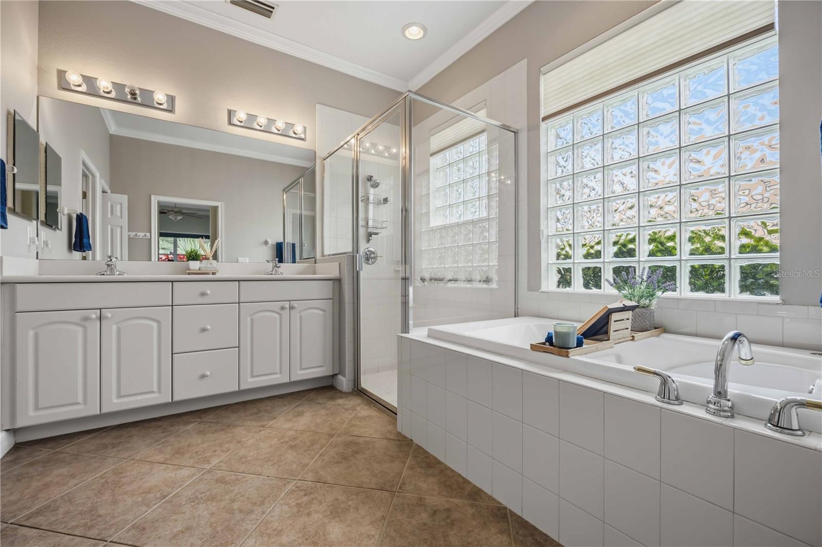 170 MONTELLUNA DR, NORTH VENICE, FL, 34275