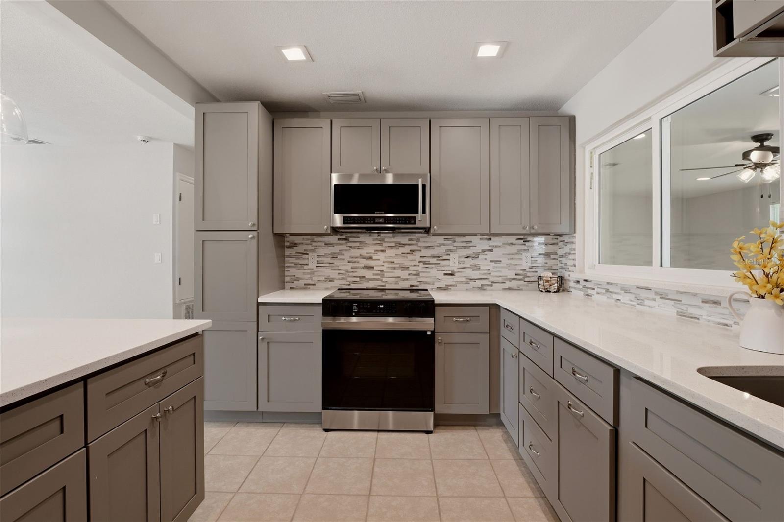 6338 KENWOOD DR, NORTH PORT, FL, 34287