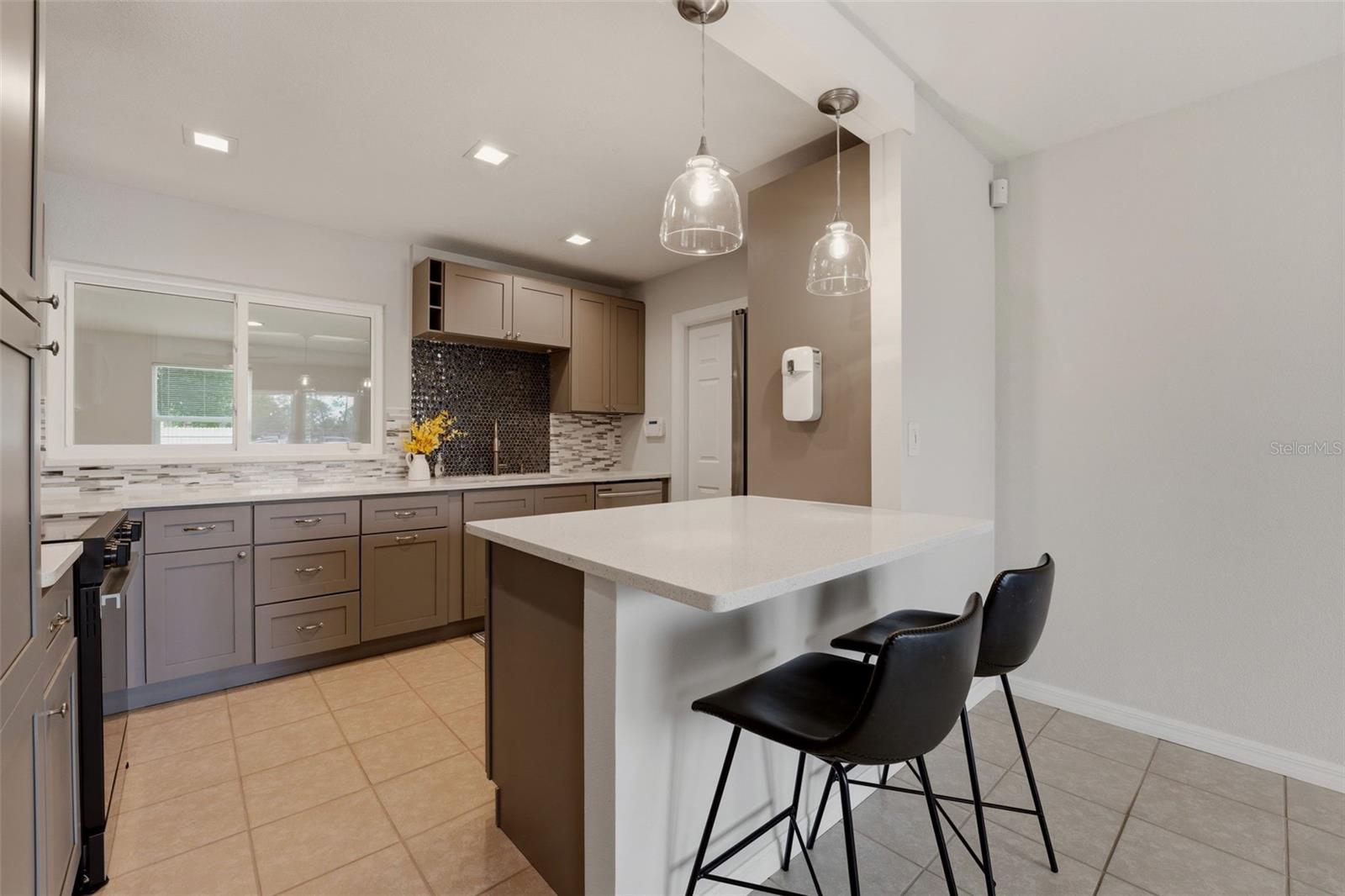 6338 KENWOOD DR, NORTH PORT, FL, 34287