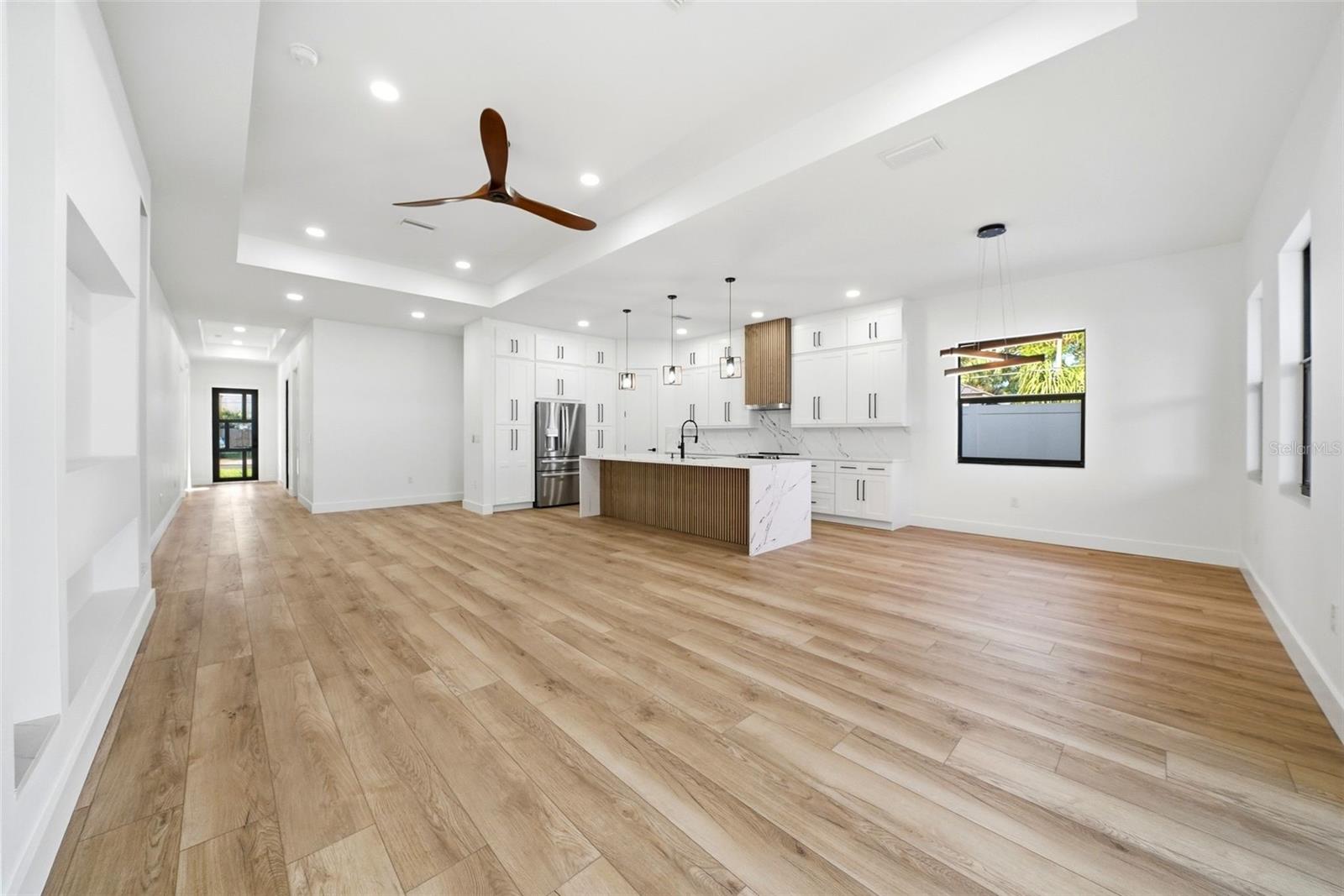 3325 55 AVE N, ST PETERSBURG, FL, 33714