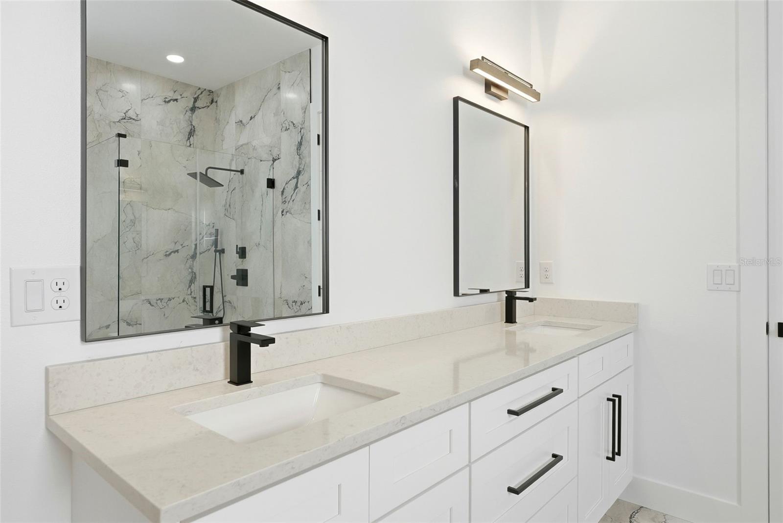 3325 55 AVE N, ST PETERSBURG, FL, 33714