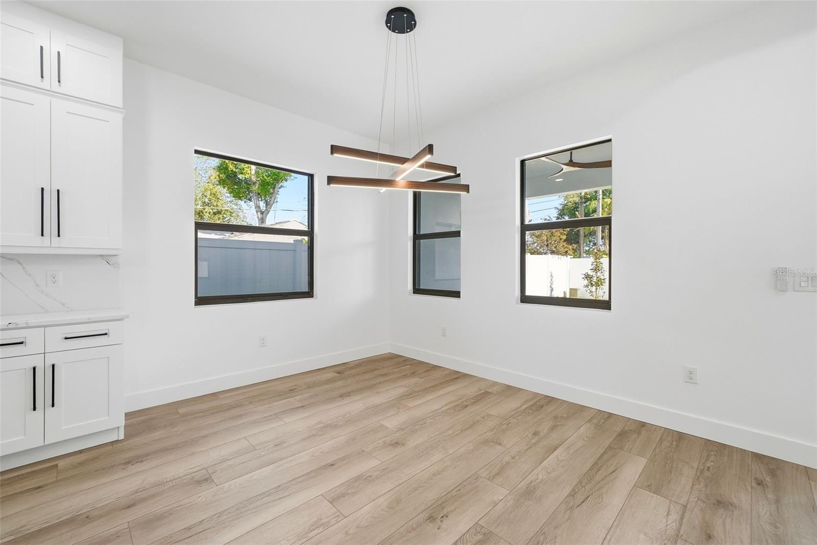 3325 55 AVE N, ST PETERSBURG, FL, 33714