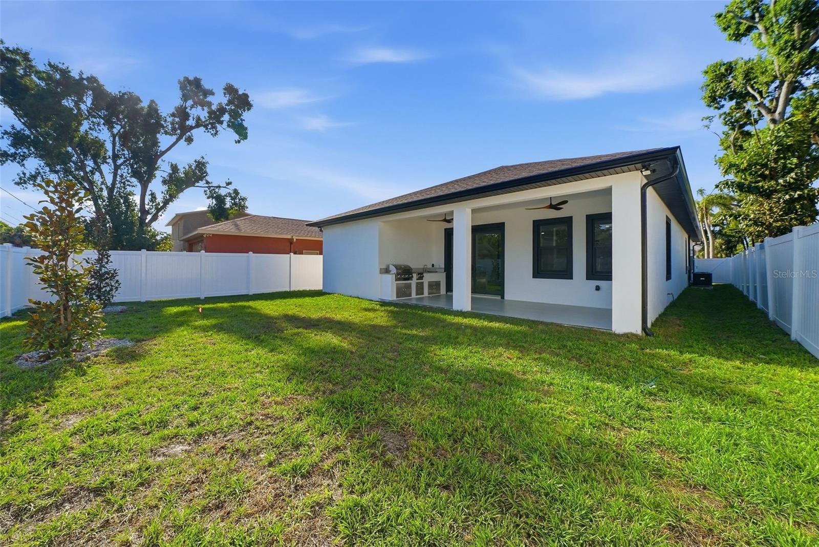 3325 55 AVE N, ST PETERSBURG, FL, 33714