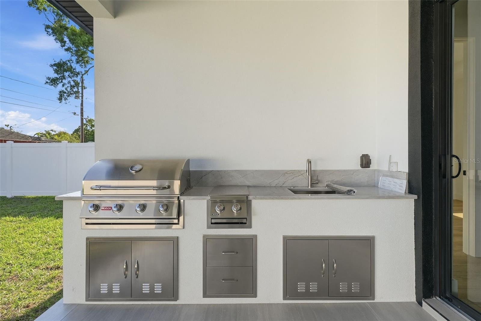 3325 55 AVE N, ST PETERSBURG, FL, 33714