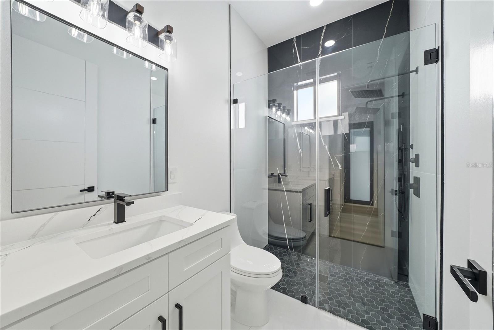 3325 55 AVE N, ST PETERSBURG, FL, 33714