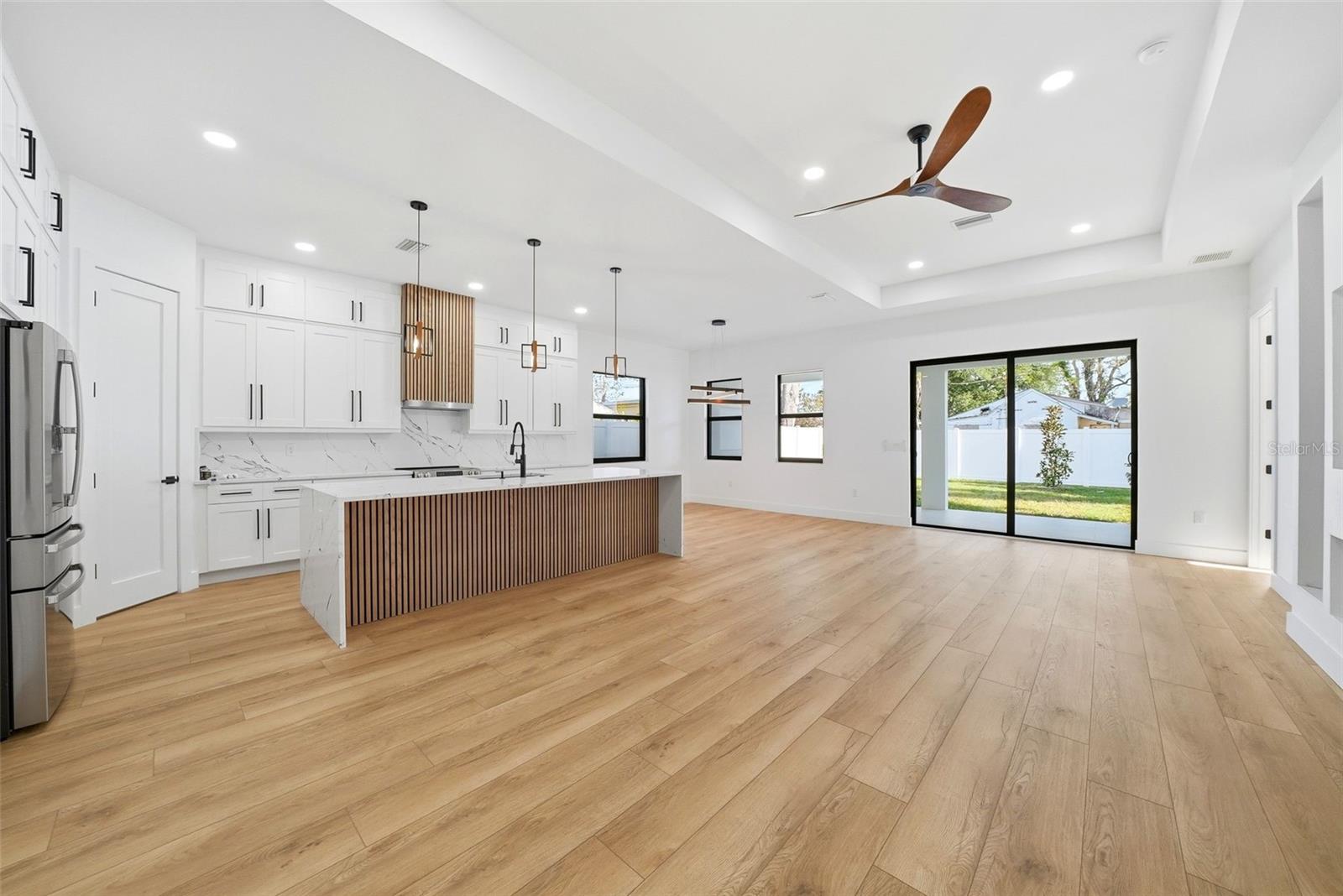 3325 55 AVE N, ST PETERSBURG, FL, 33714