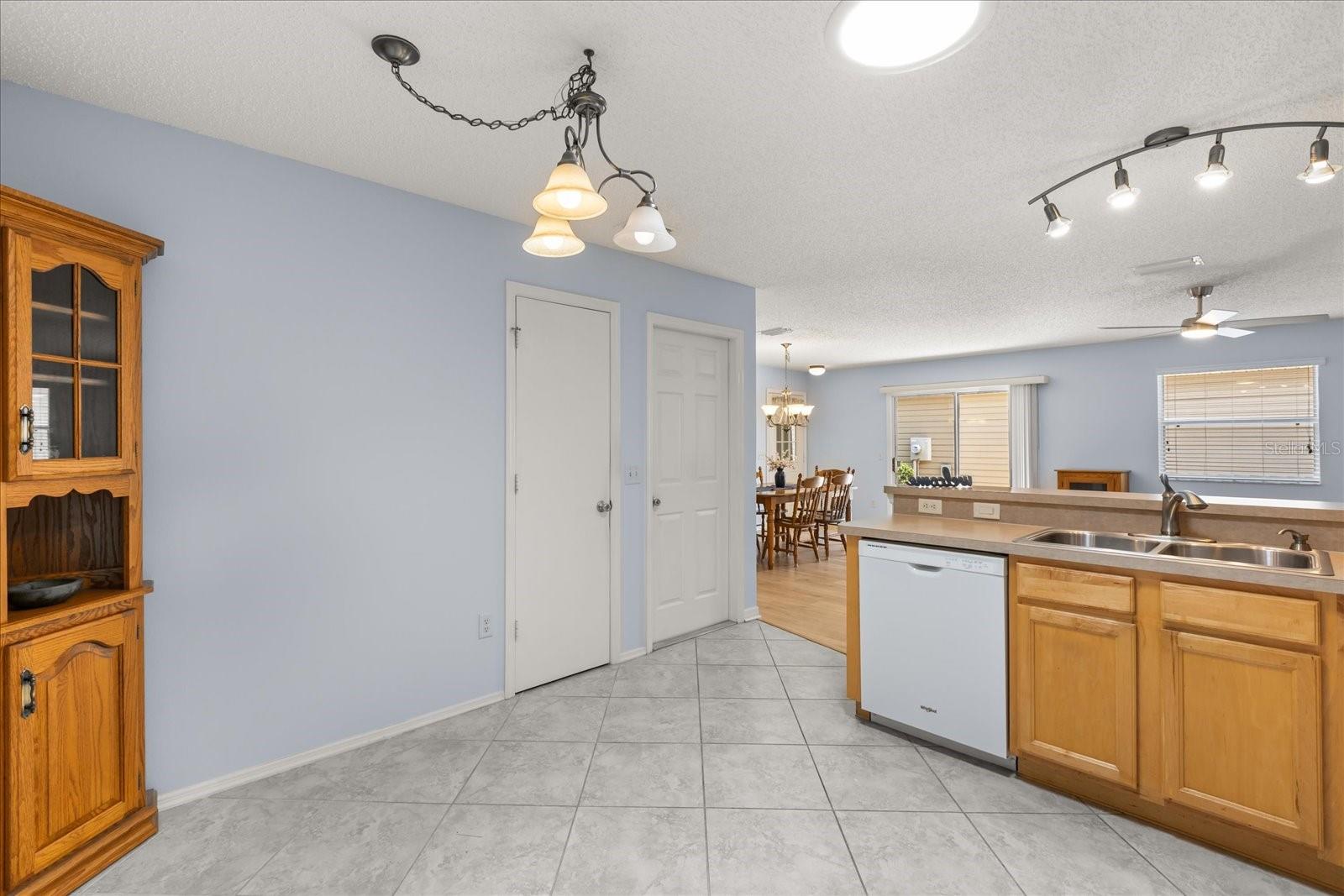 300 VARNVILLE WAY, THE VILLAGES, FL, 32162