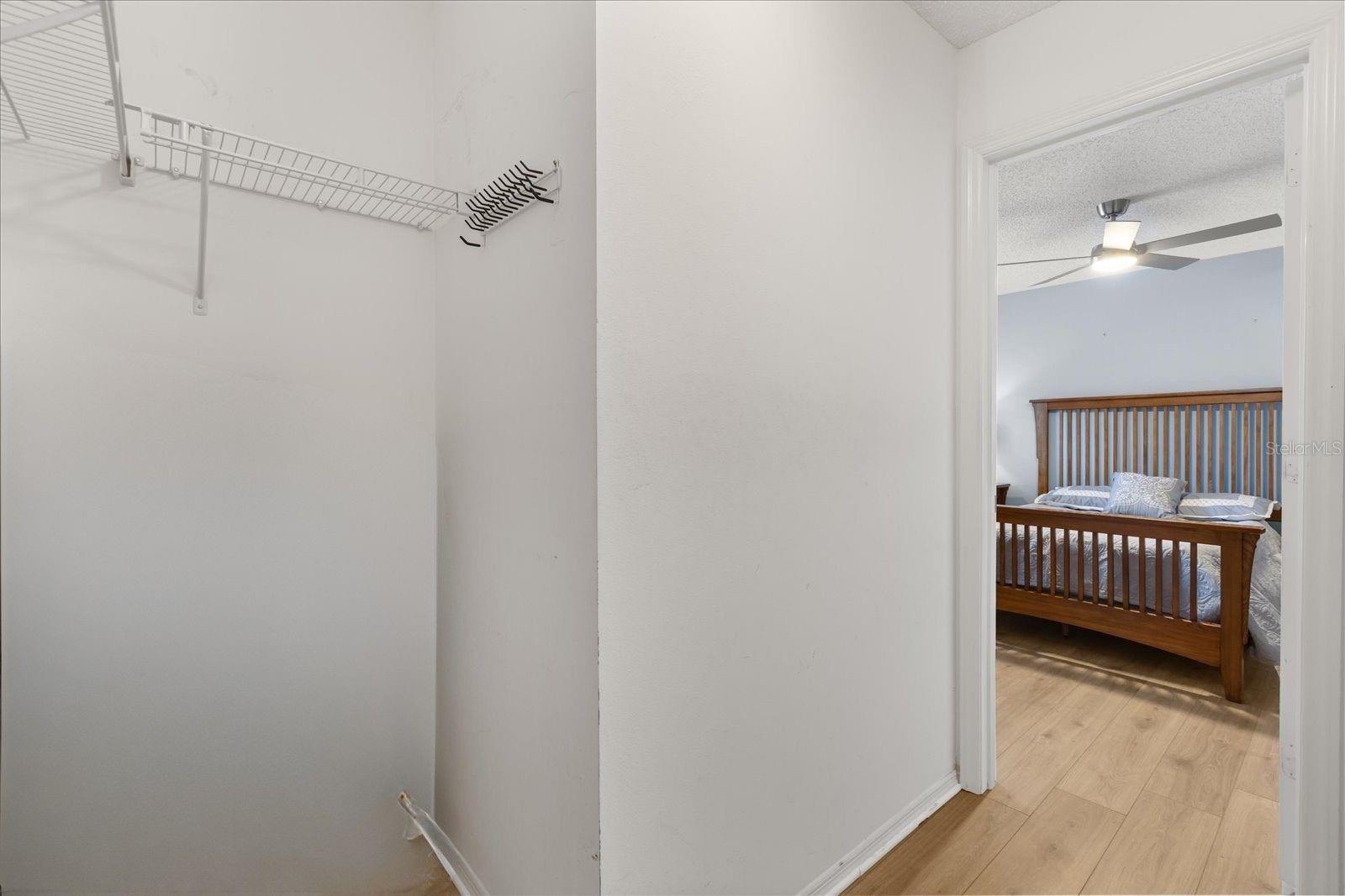 300 VARNVILLE WAY, THE VILLAGES, FL, 32162