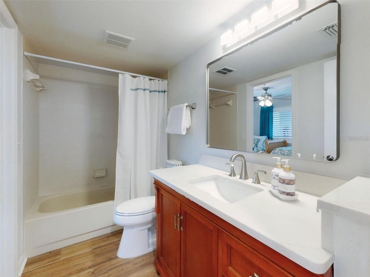 454 BOUCHELLE DR #202, NEW SMYRNA BEACH, FL, 32169