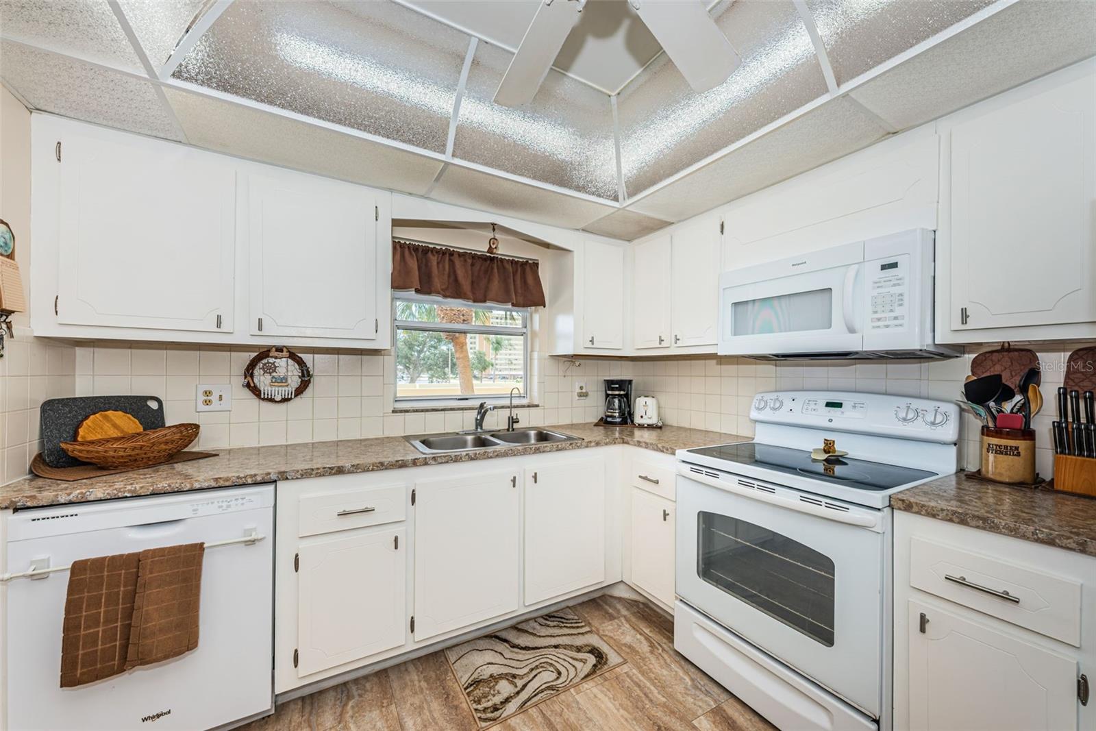 4725 COVE CIR #210, ST PETERSBURG, FL, 33708