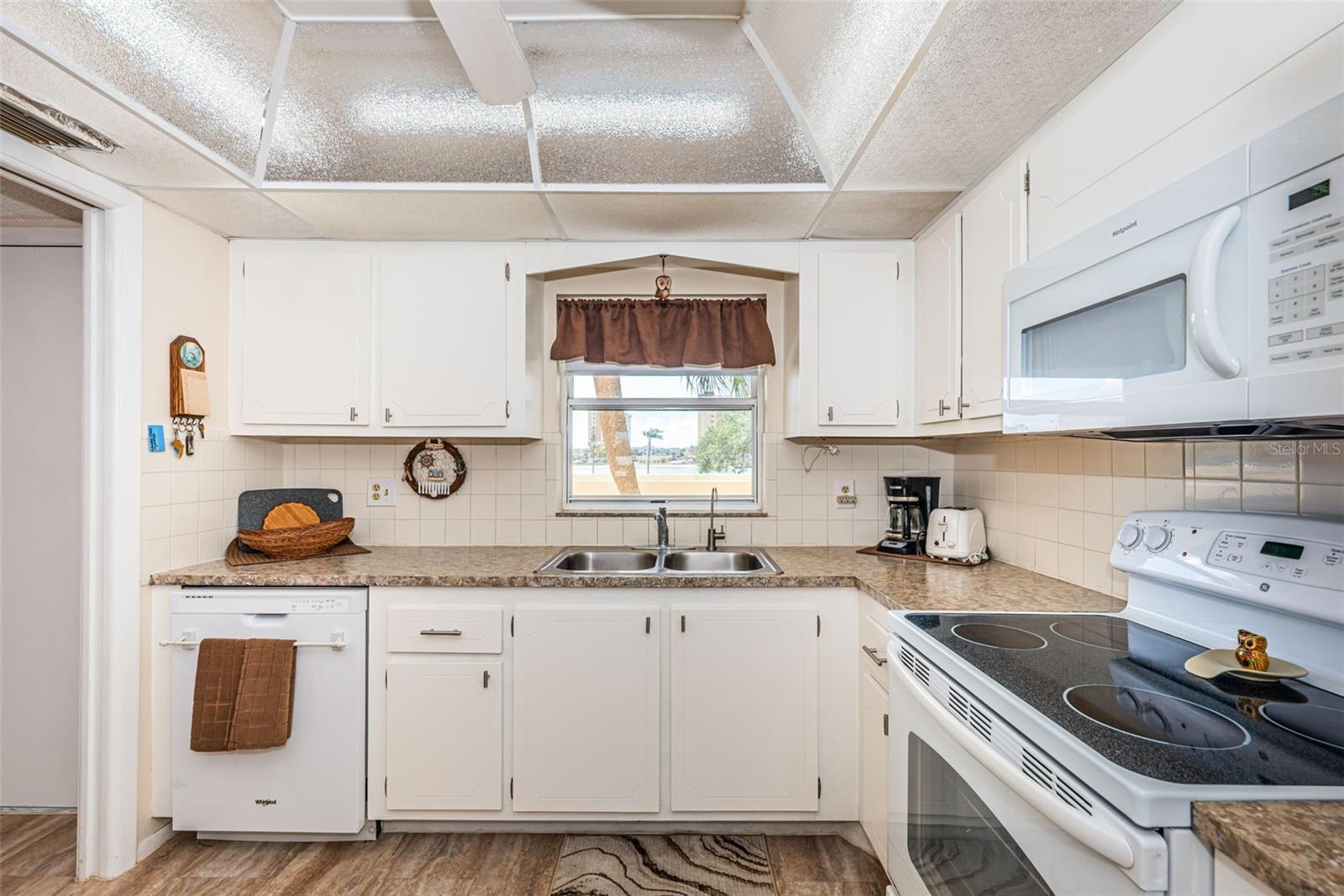 4725 COVE CIR #210, ST PETERSBURG, FL, 33708