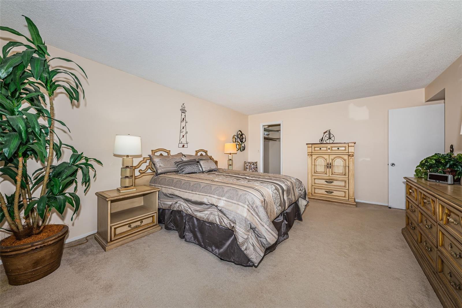 4725 COVE CIR #210, ST PETERSBURG, FL, 33708