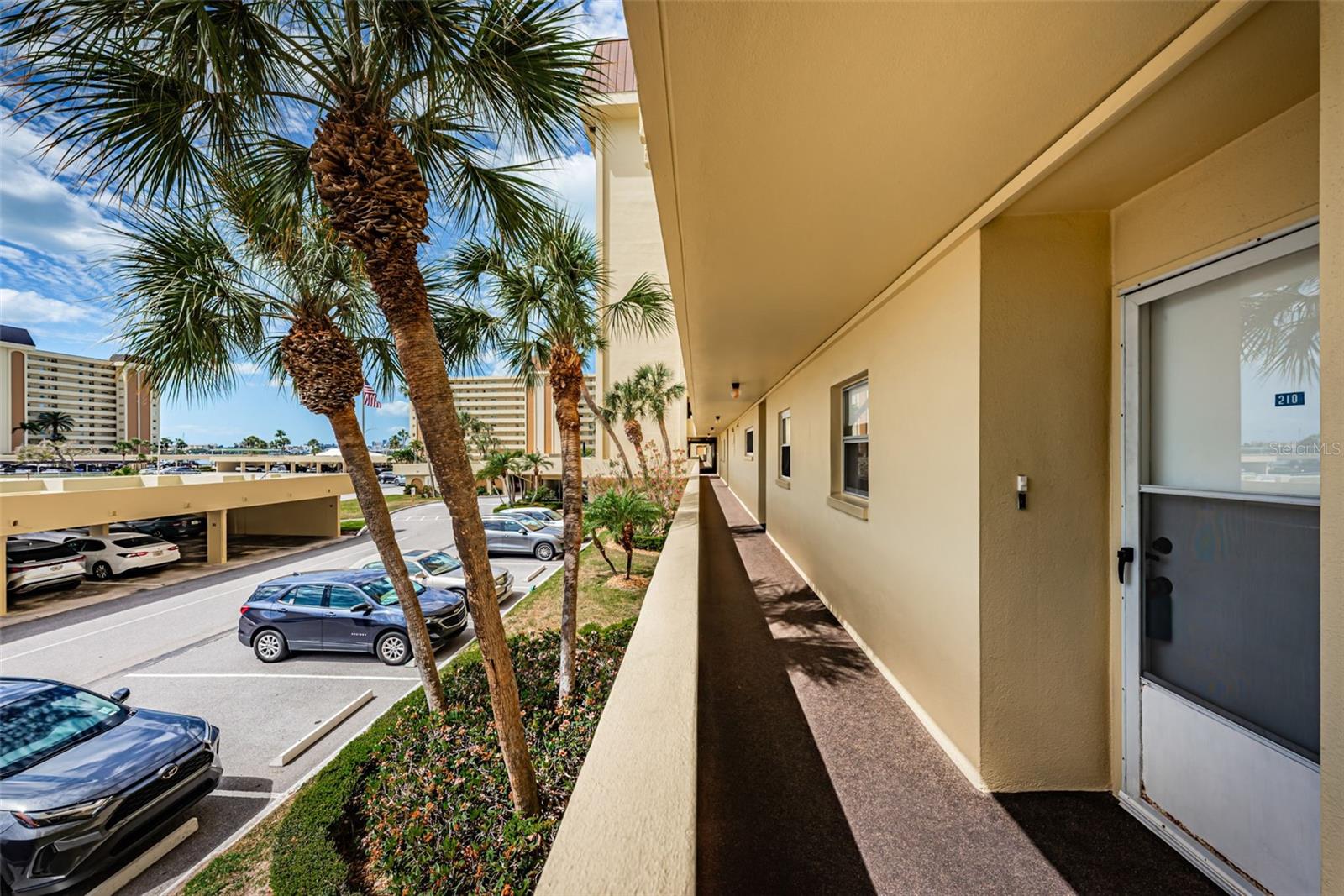 4725 COVE CIR #210, ST PETERSBURG, FL, 33708