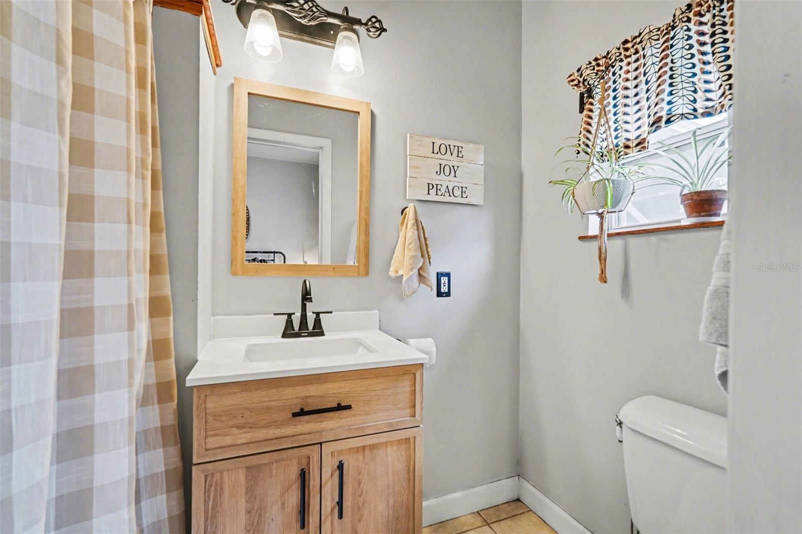 1201 W REYNOLDS ST, PLANT CITY, FL, 33563