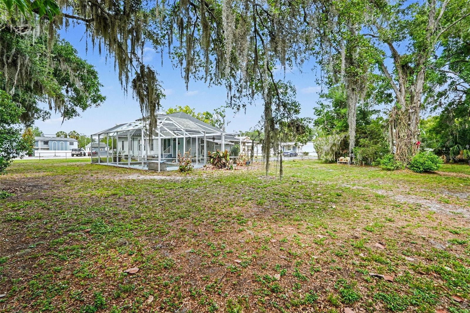 1201 W REYNOLDS ST, PLANT CITY, FL, 33563