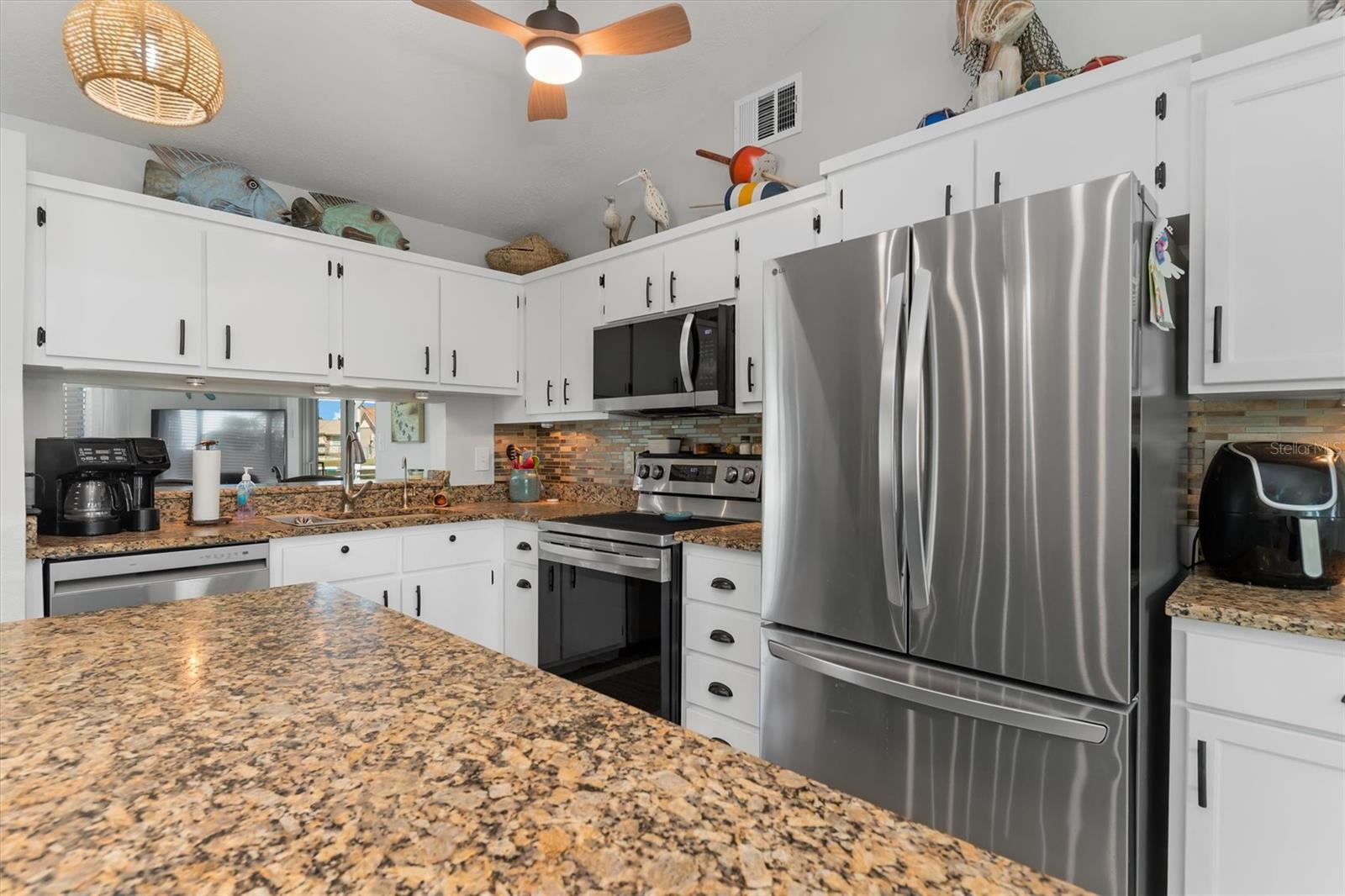 6393 DRUCKER CIR, PORT CHARLOTTE, FL, 33981