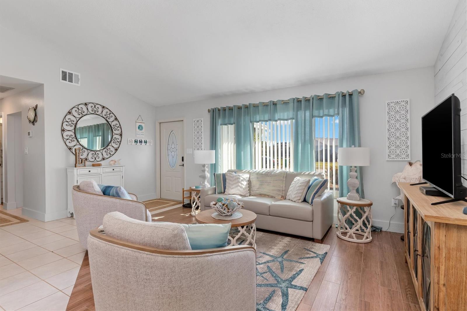 6393 DRUCKER CIR, PORT CHARLOTTE, FL, 33981