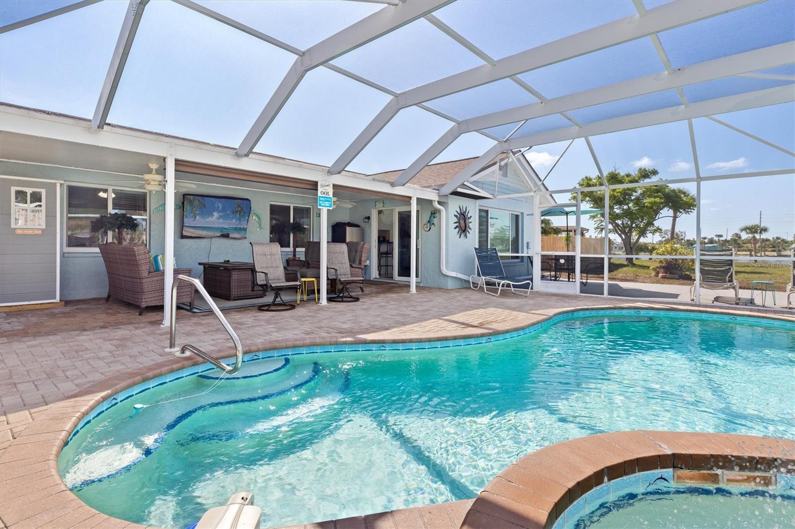 6393 DRUCKER CIR, PORT CHARLOTTE, FL, 33981