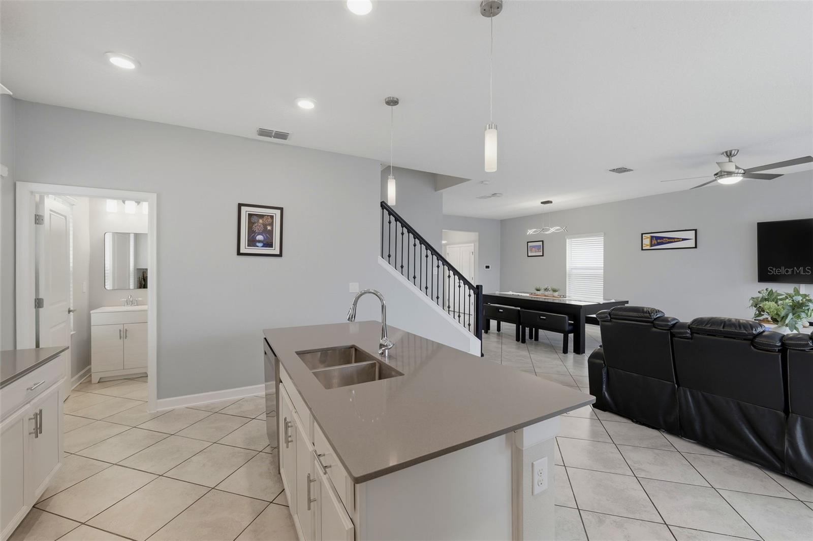 1099 TRAPPERS TRAIL LOOP, DAVENPORT, FL, 33896