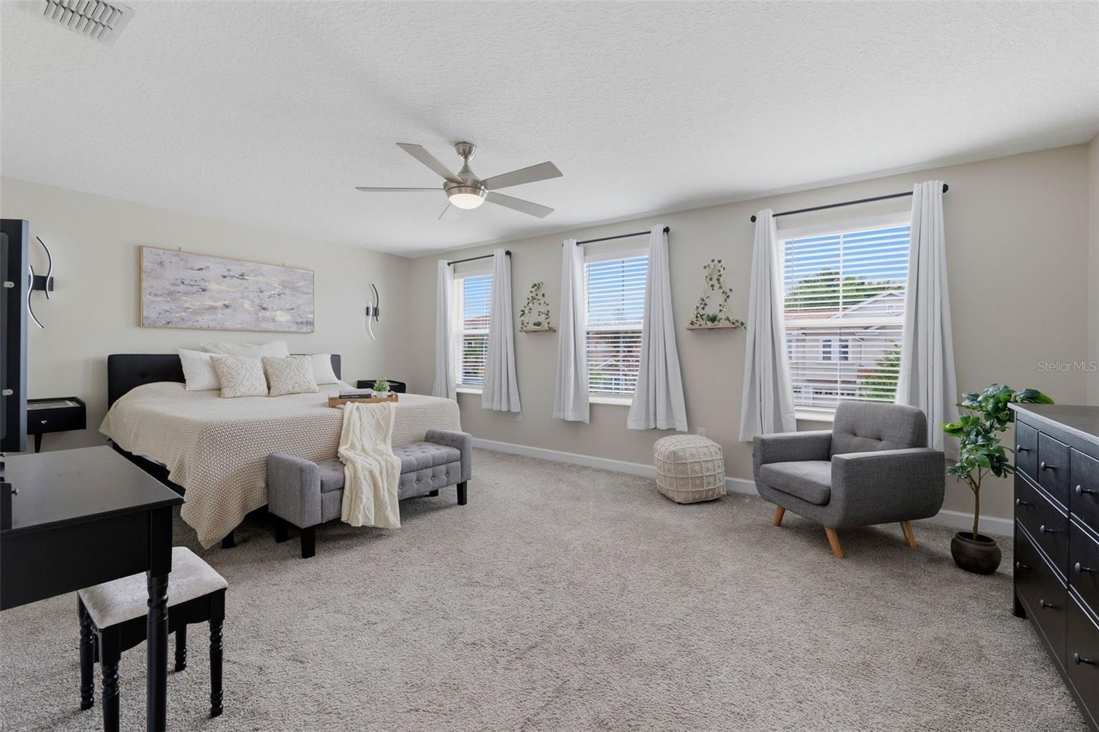 1099 TRAPPERS TRAIL LOOP, DAVENPORT, FL, 33896