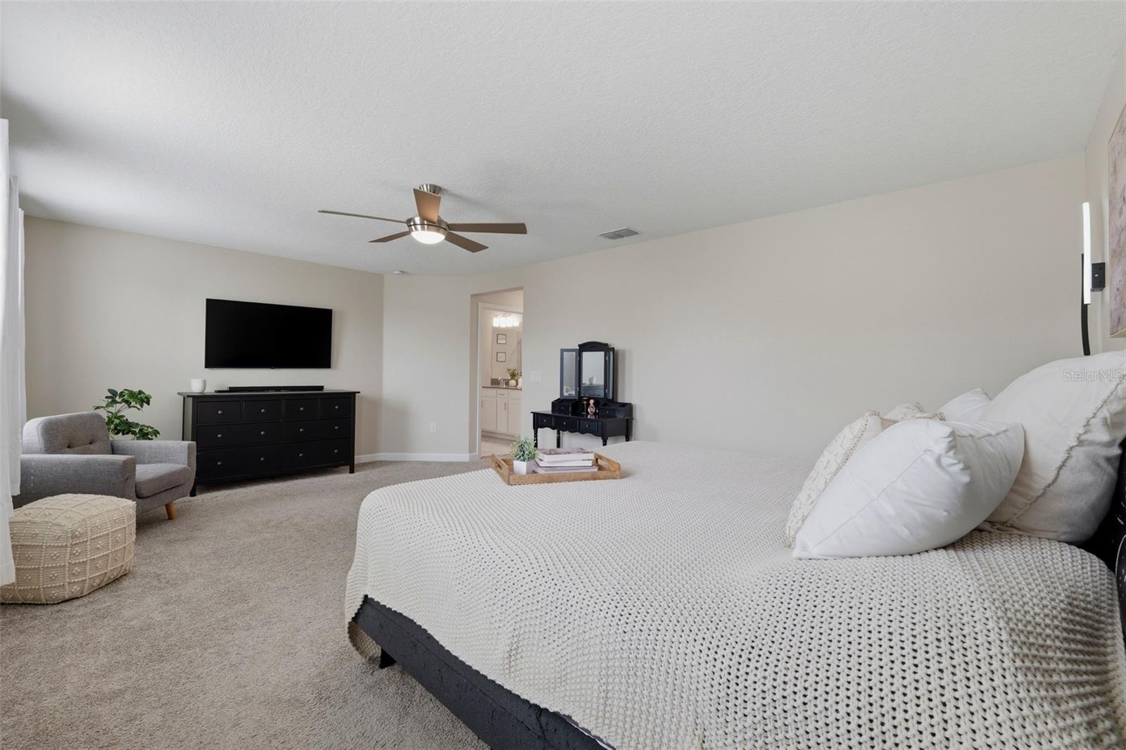 1099 TRAPPERS TRAIL LOOP, DAVENPORT, FL, 33896