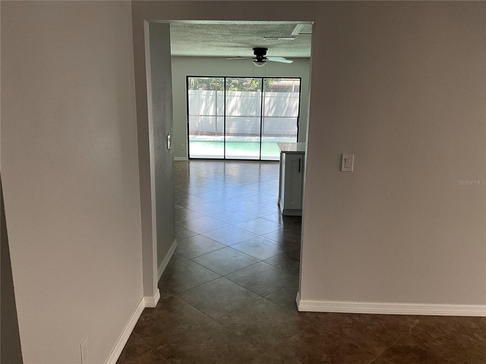 15604 TIMBERLINE DR, TAMPA, FL, 33624