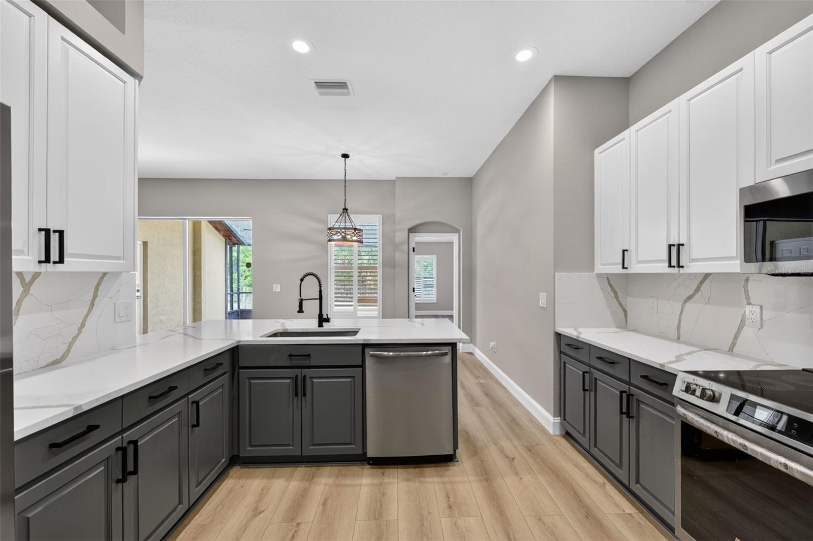 14818 HERONGLEN DR, LITHIA, FL, 33547