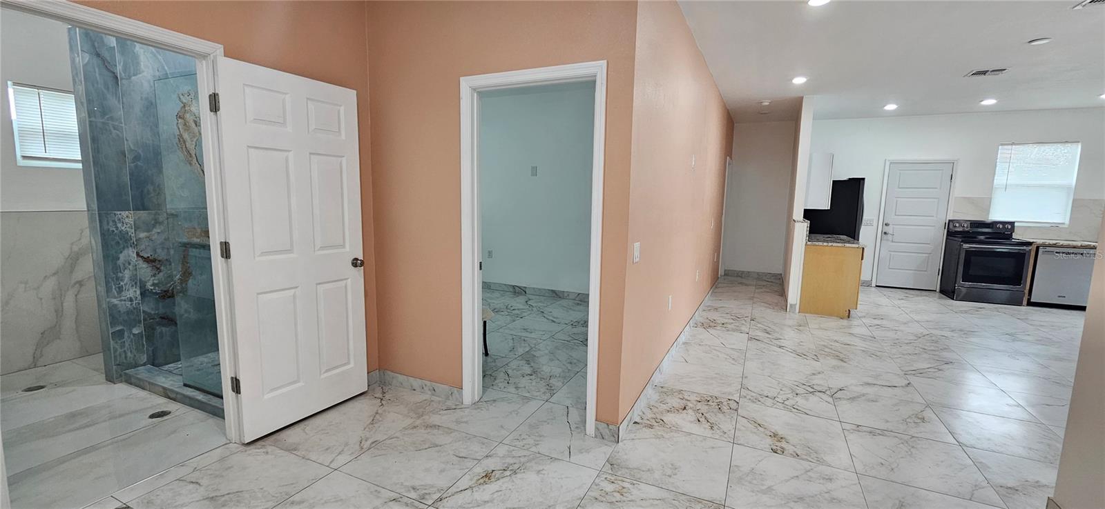 528 WIDEVIEW AVE, TARPON SPRINGS, FL, 34689