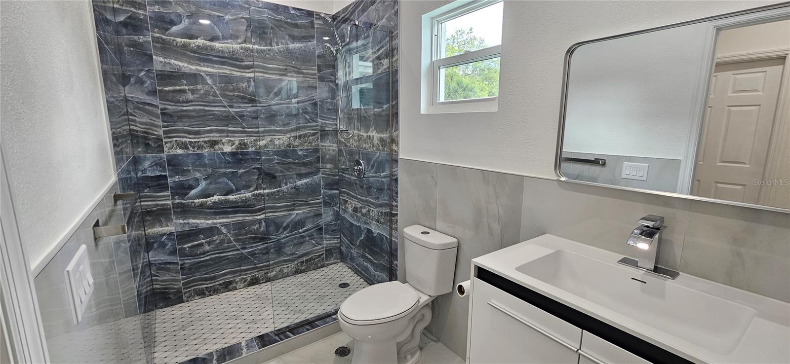 528 WIDEVIEW AVE, TARPON SPRINGS, FL, 34689