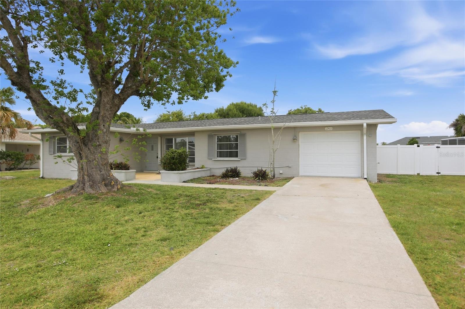 22406 NEW YORK AVE, PORT CHARLOTTE, FL, 33952