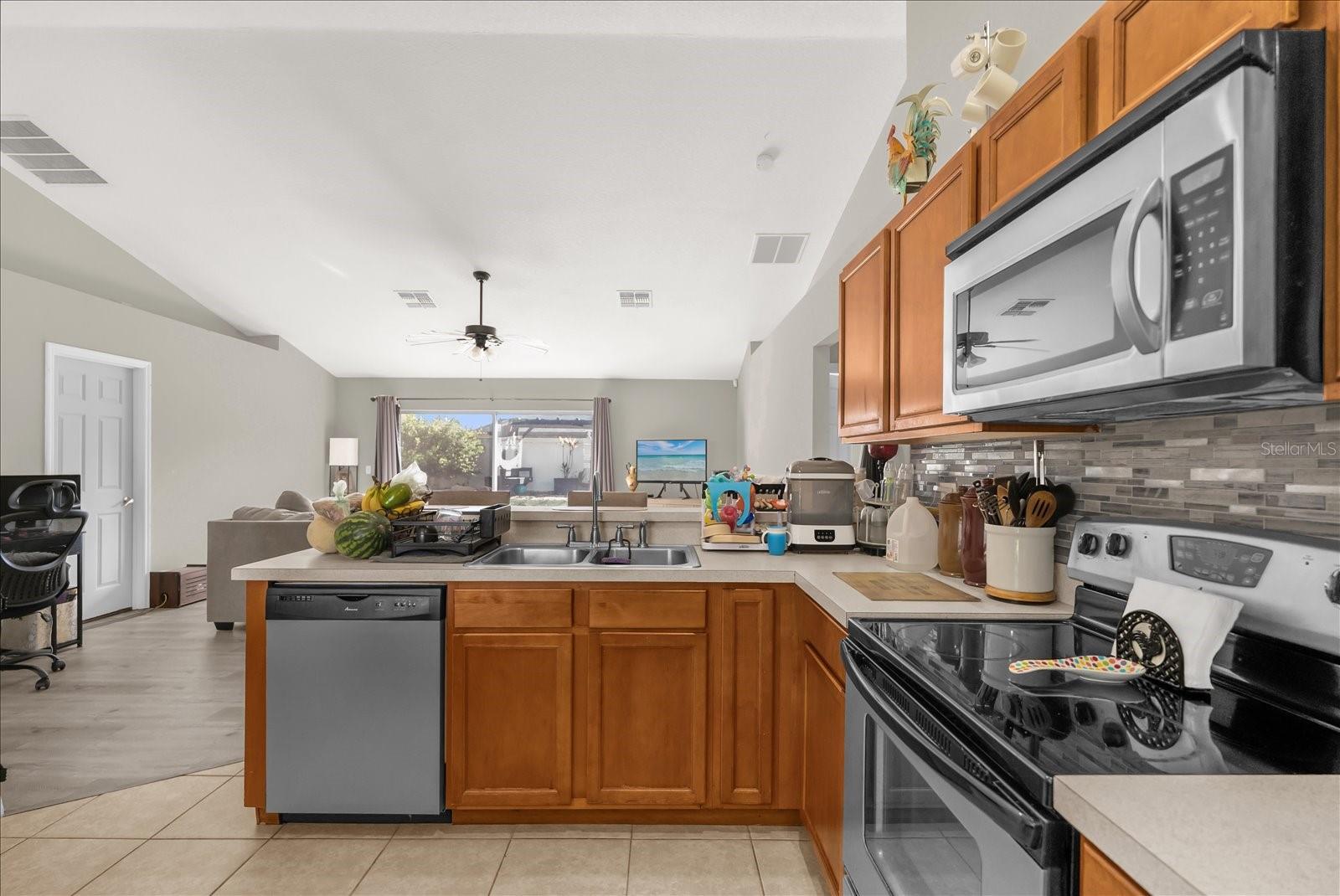 4630 SANDHURST ST, KISSIMMEE, FL, 34758