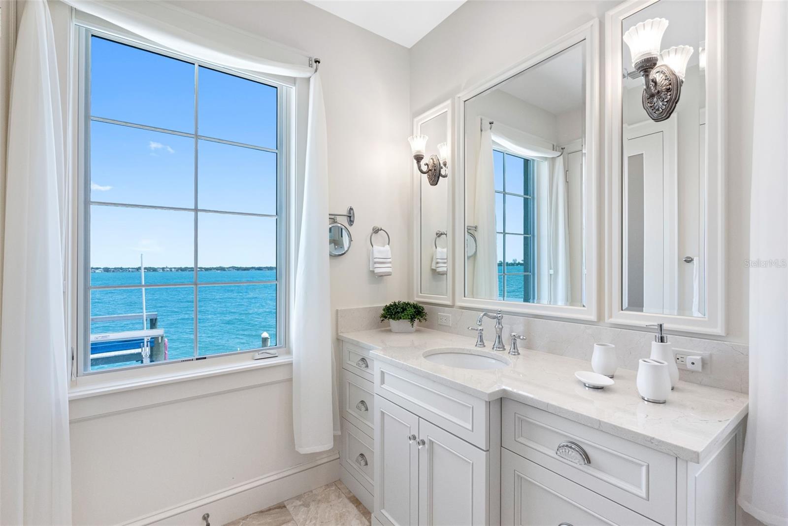 487 MEADOW LARK DR, SARASOTA, FL, 34236