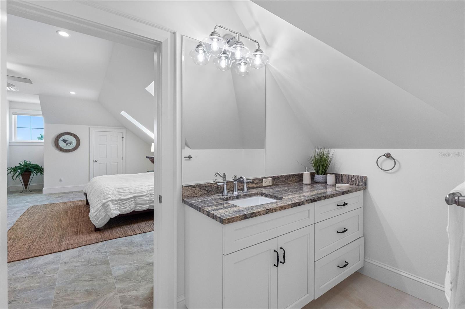 487 MEADOW LARK DR, SARASOTA, FL, 34236