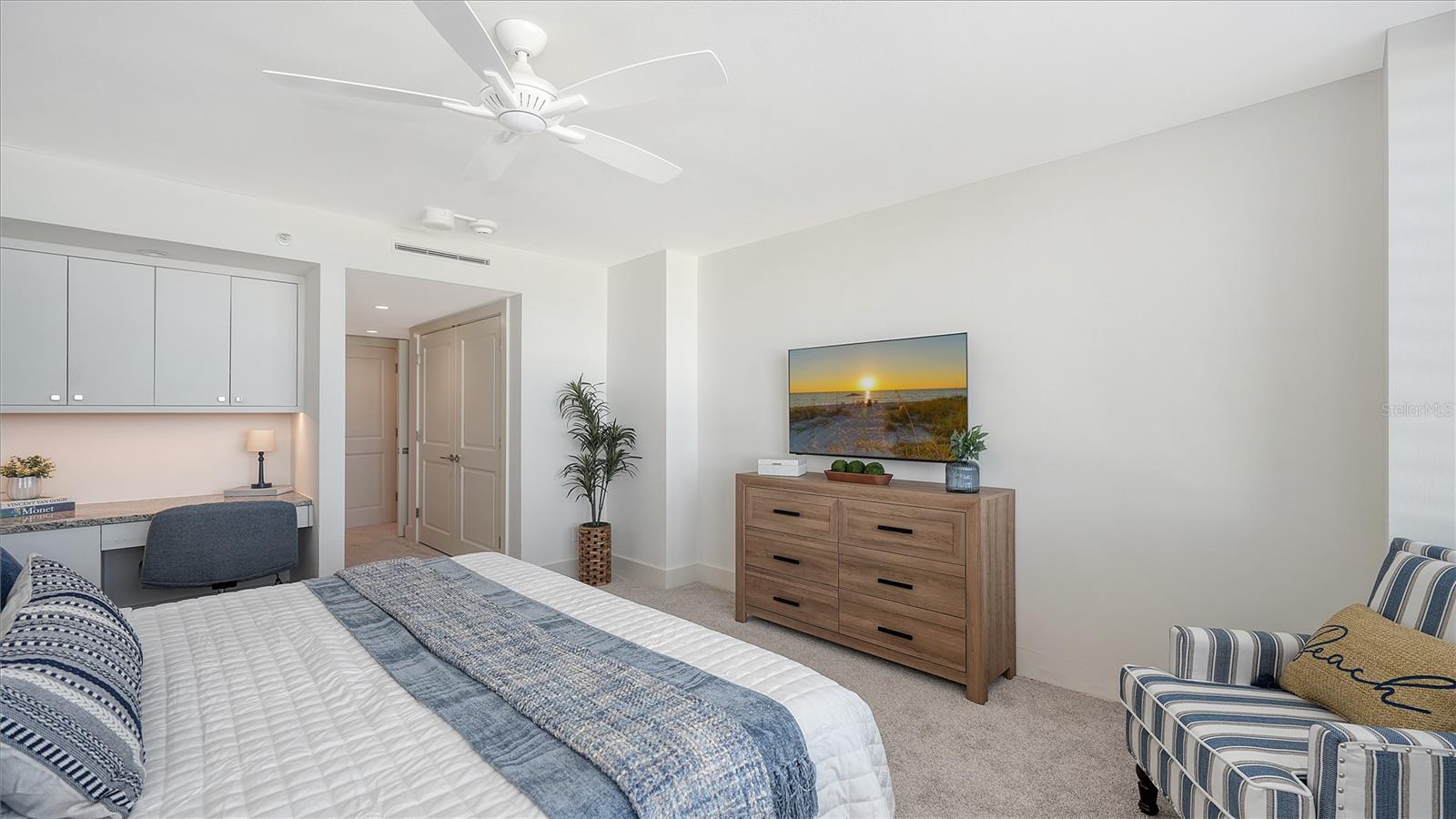 775 LONGBOAT CLUB RD #408, LONGBOAT KEY, FL, 34228