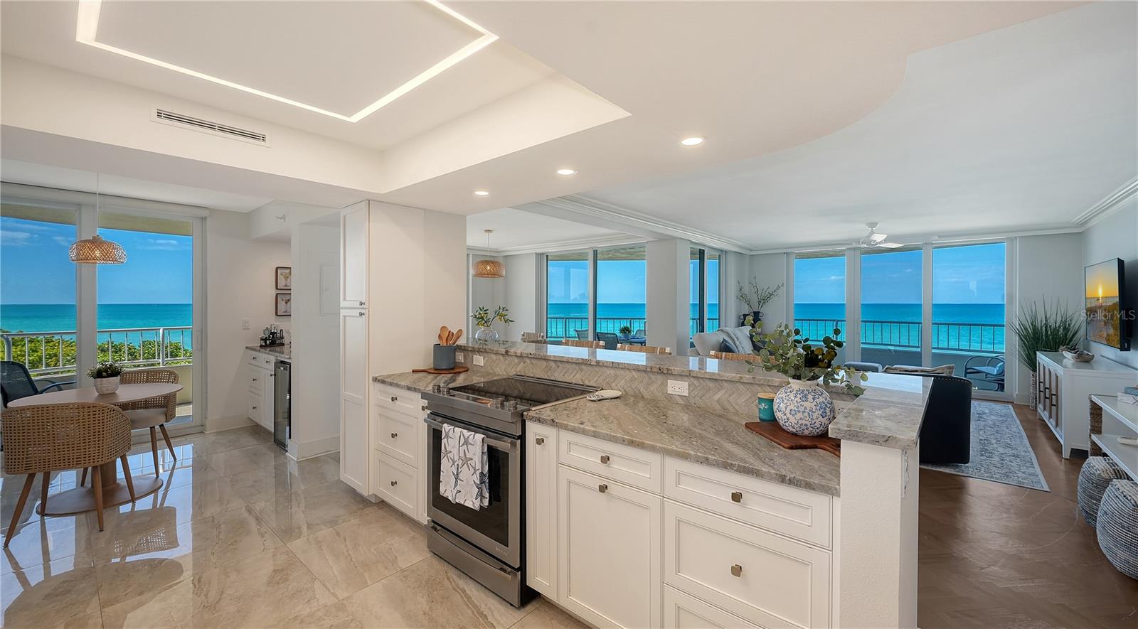 775 LONGBOAT CLUB RD #408, LONGBOAT KEY, FL, 34228
