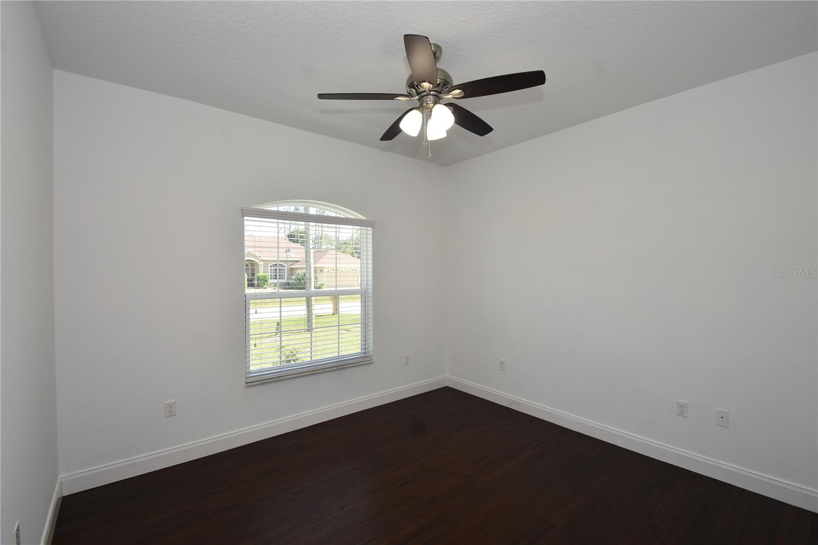 11 BURNING EMBER LN, PALM COAST, FL, 32137