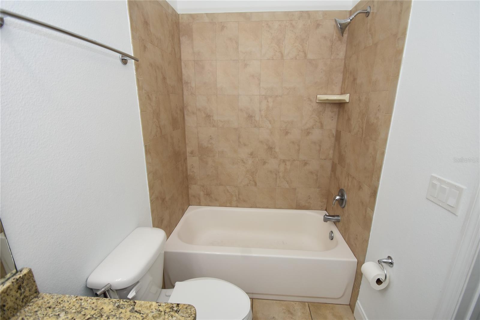 11 BURNING EMBER LN, PALM COAST, FL, 32137