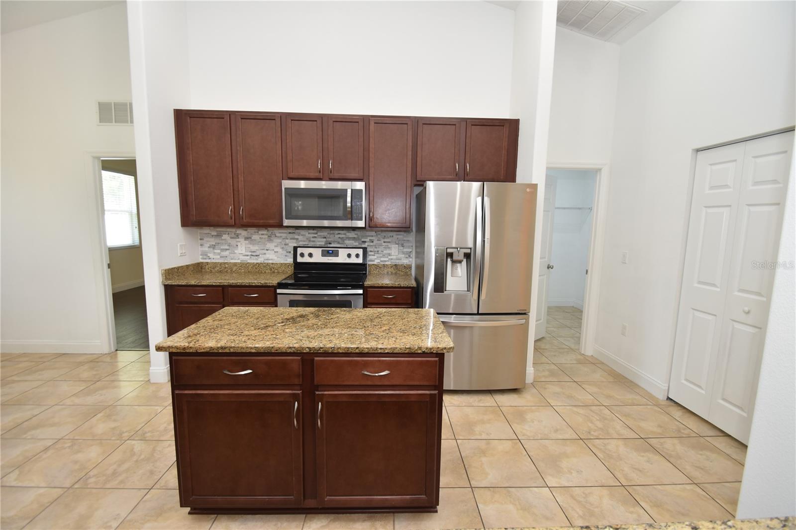 11 BURNING EMBER LN, PALM COAST, FL, 32137