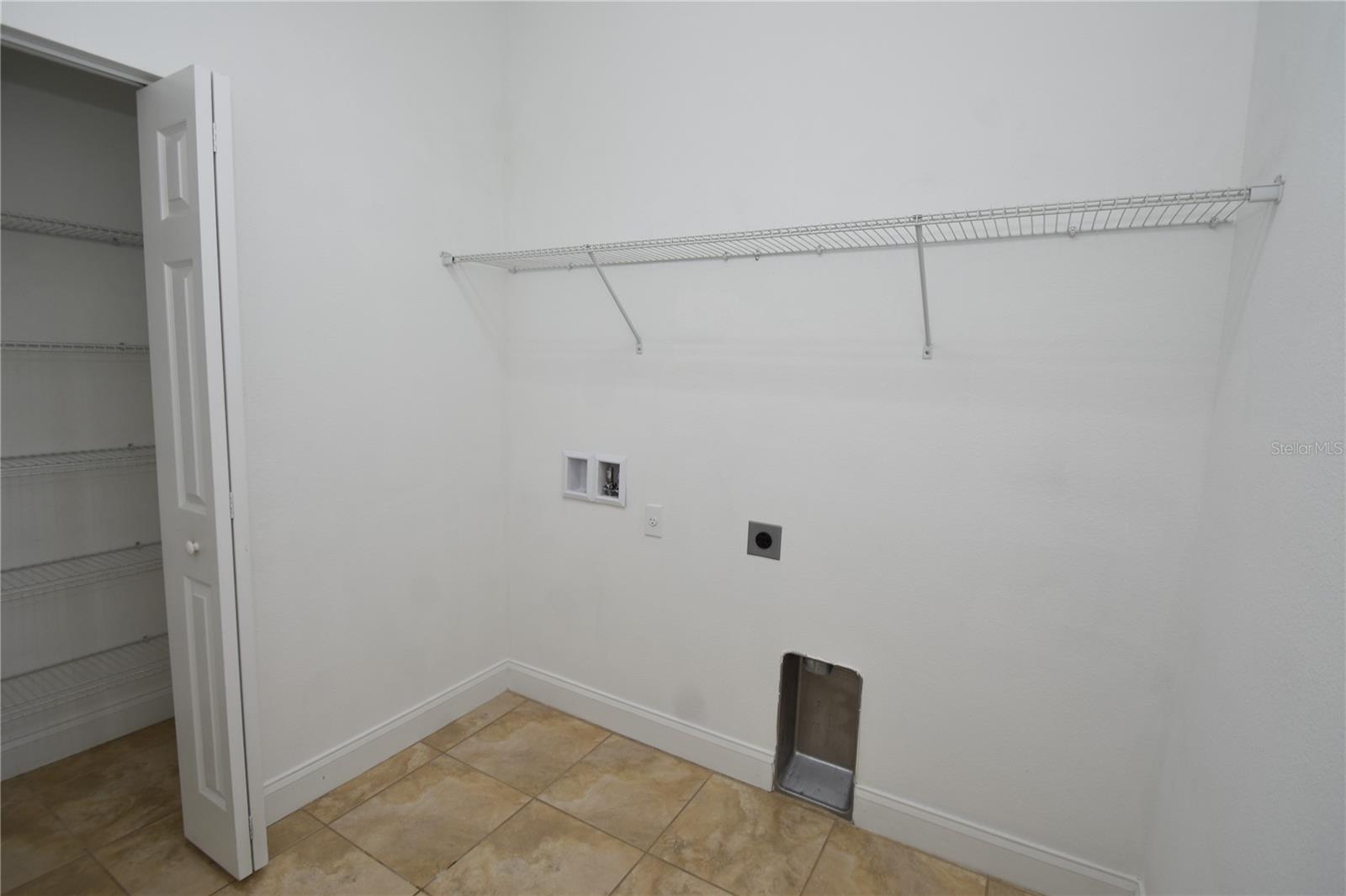 11 BURNING EMBER LN, PALM COAST, FL, 32137