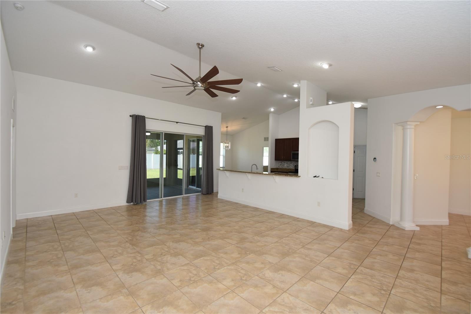 11 BURNING EMBER LN, PALM COAST, FL, 32137