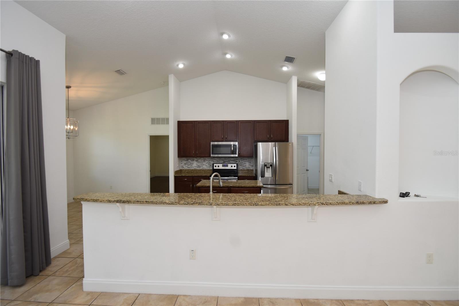 11 BURNING EMBER LN, PALM COAST, FL, 32137