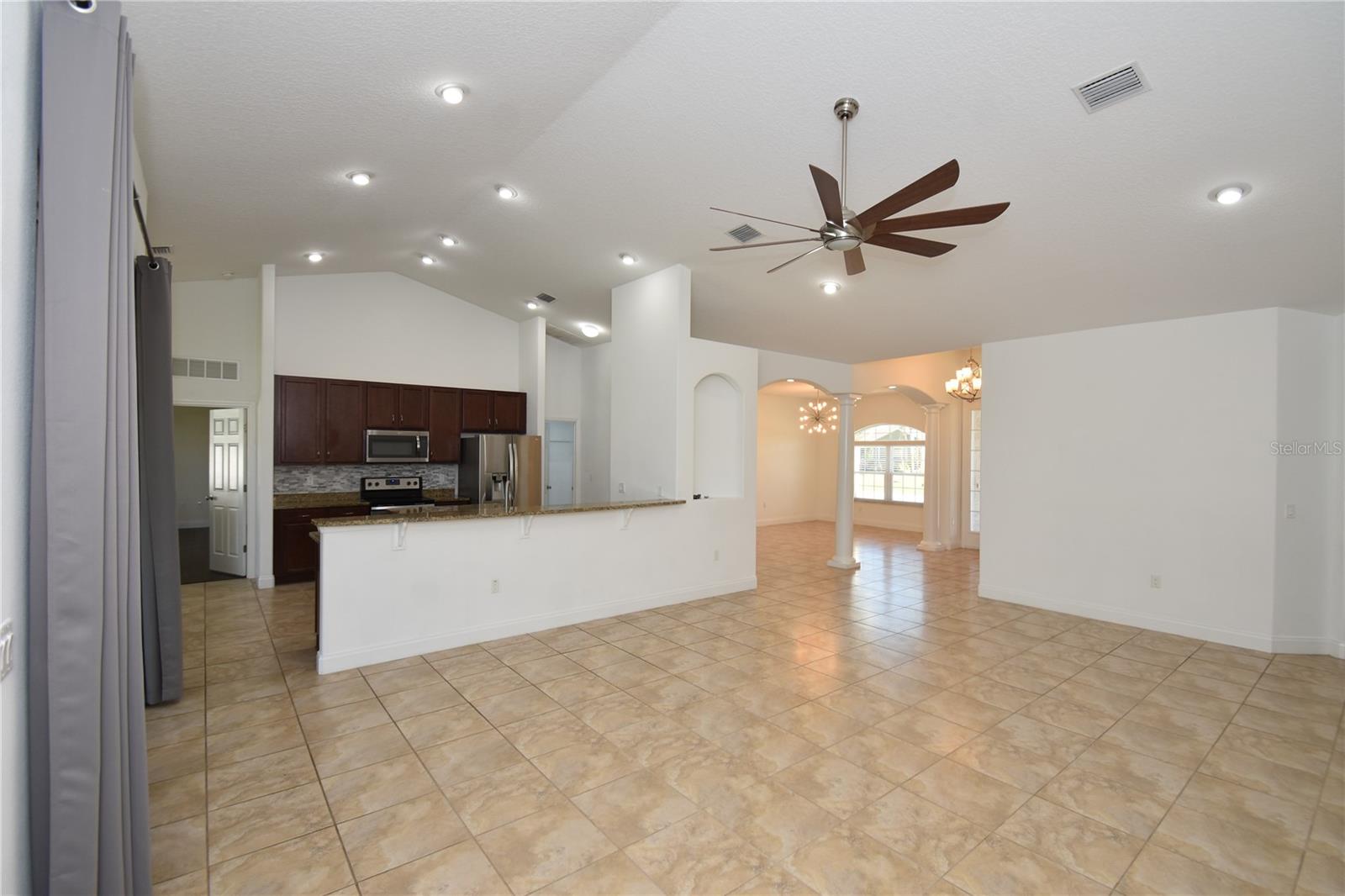 11 BURNING EMBER LN, PALM COAST, FL, 32137