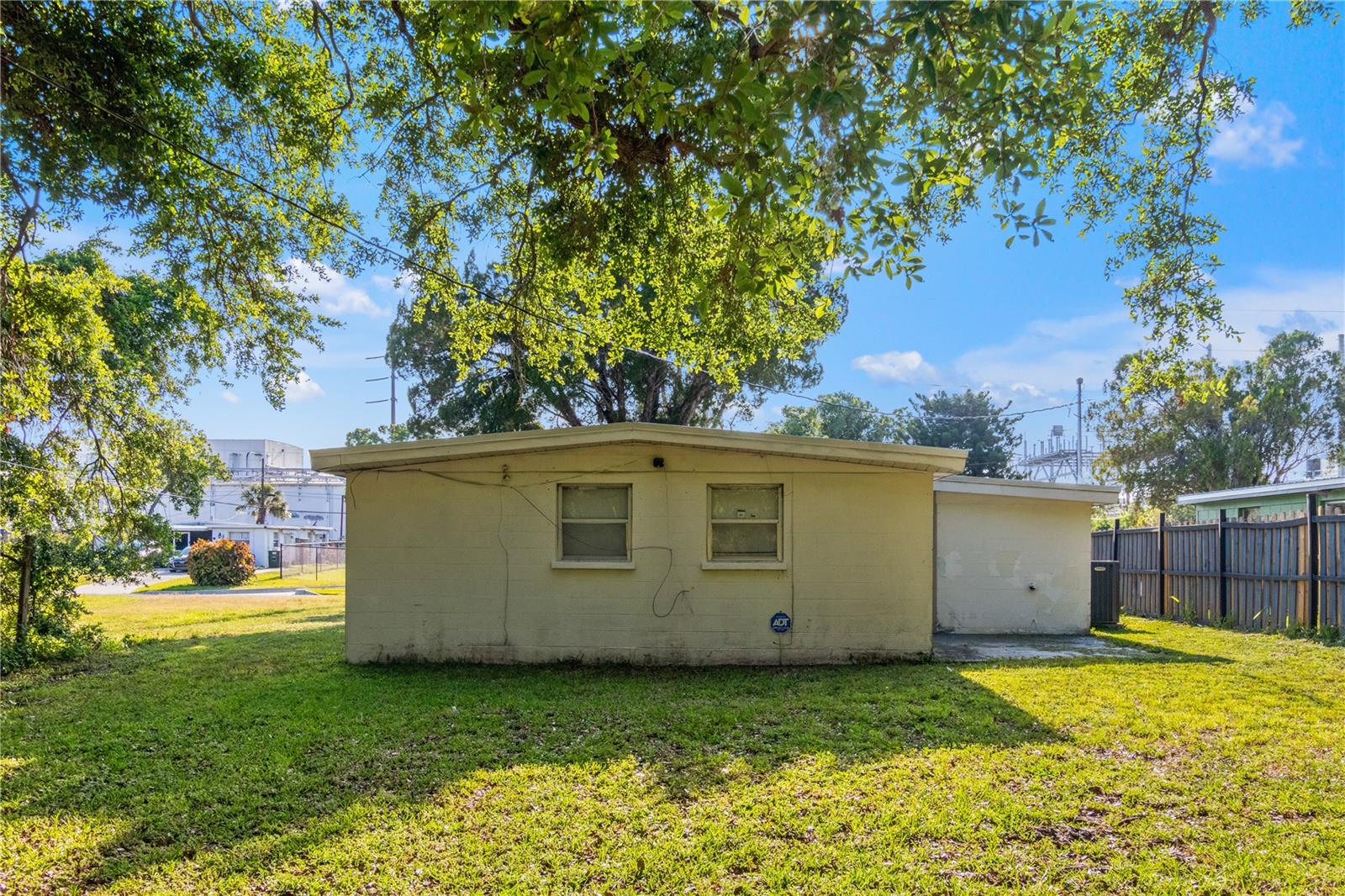 1421 14TH ST E, BRADENTON, FL, 34208