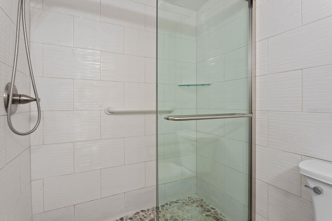 4910 BAY ST NE #111, ST PETERSBURG, FL, 33703